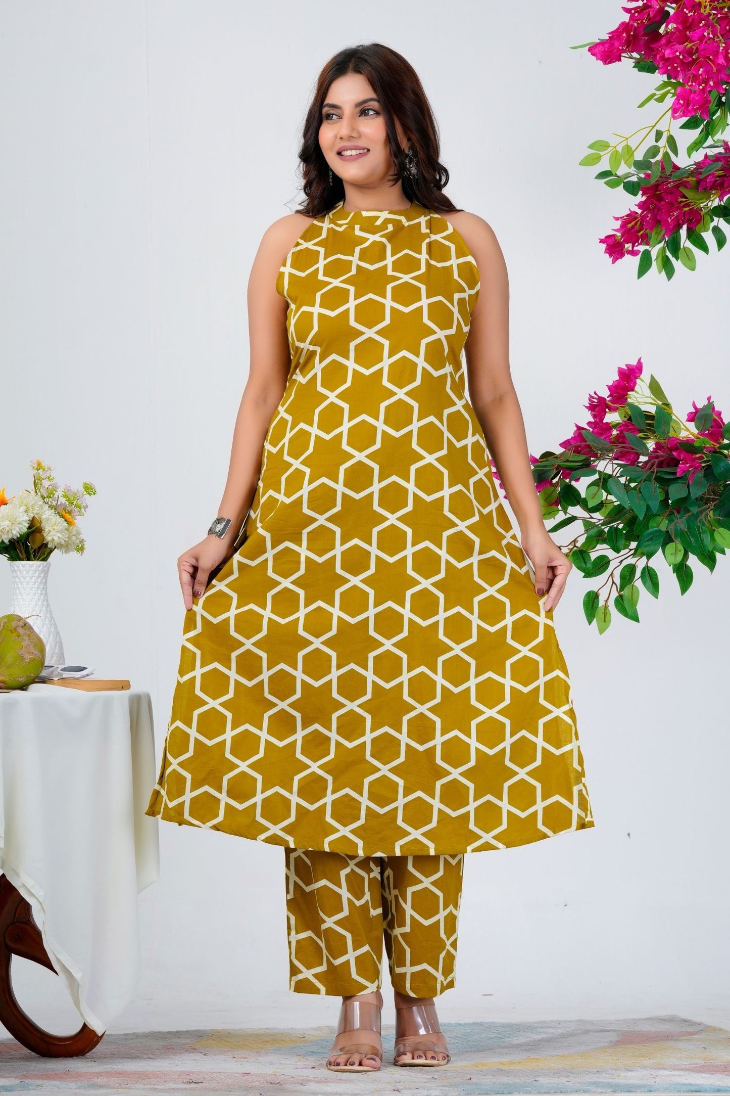 Mustard Yellow Geometric Print Sleeveless Kurta Set for Women