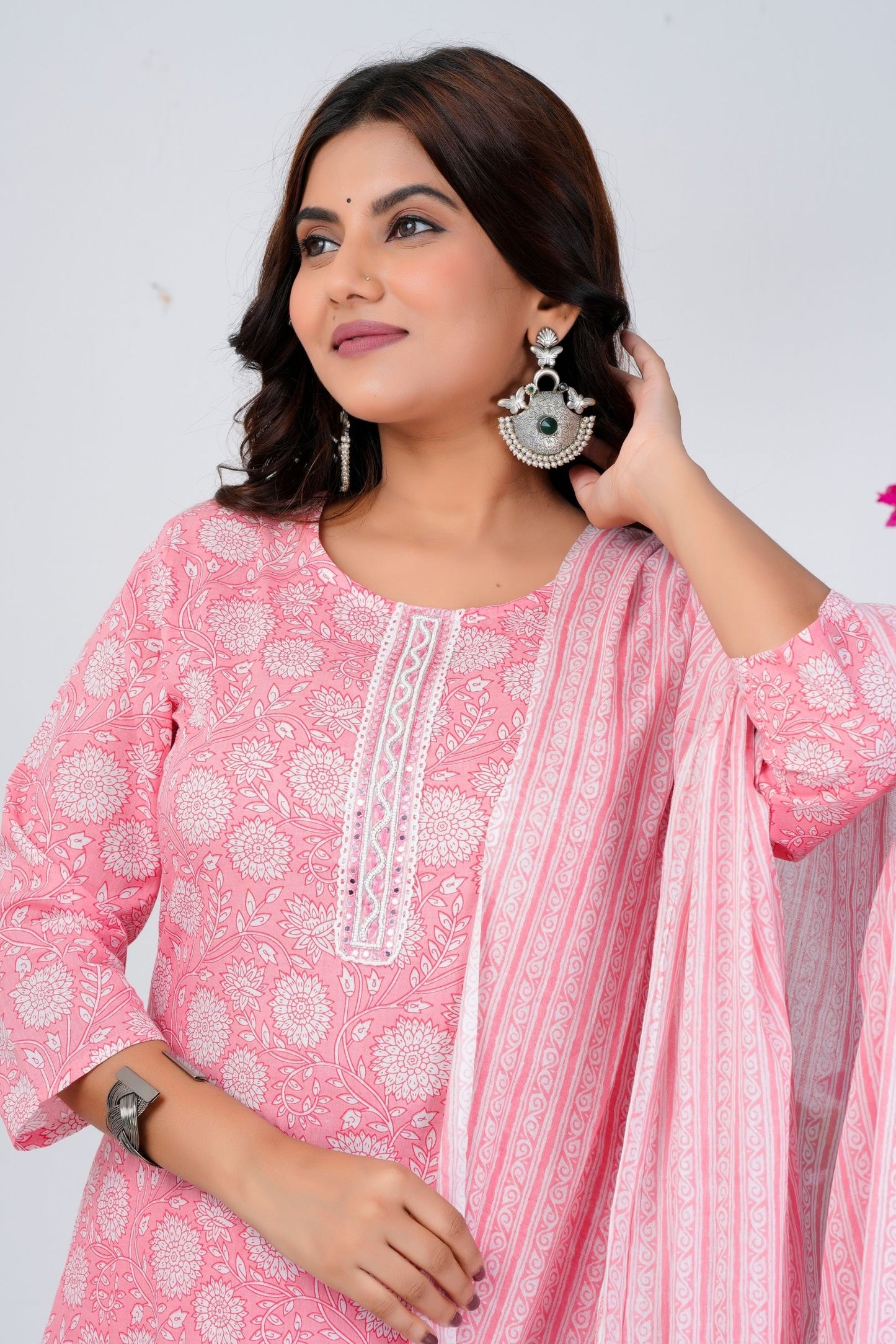 Women's Pink Printed Kurta Set with Dupatta – Elegant Ethnic Wear for Everyday & Festive Looks