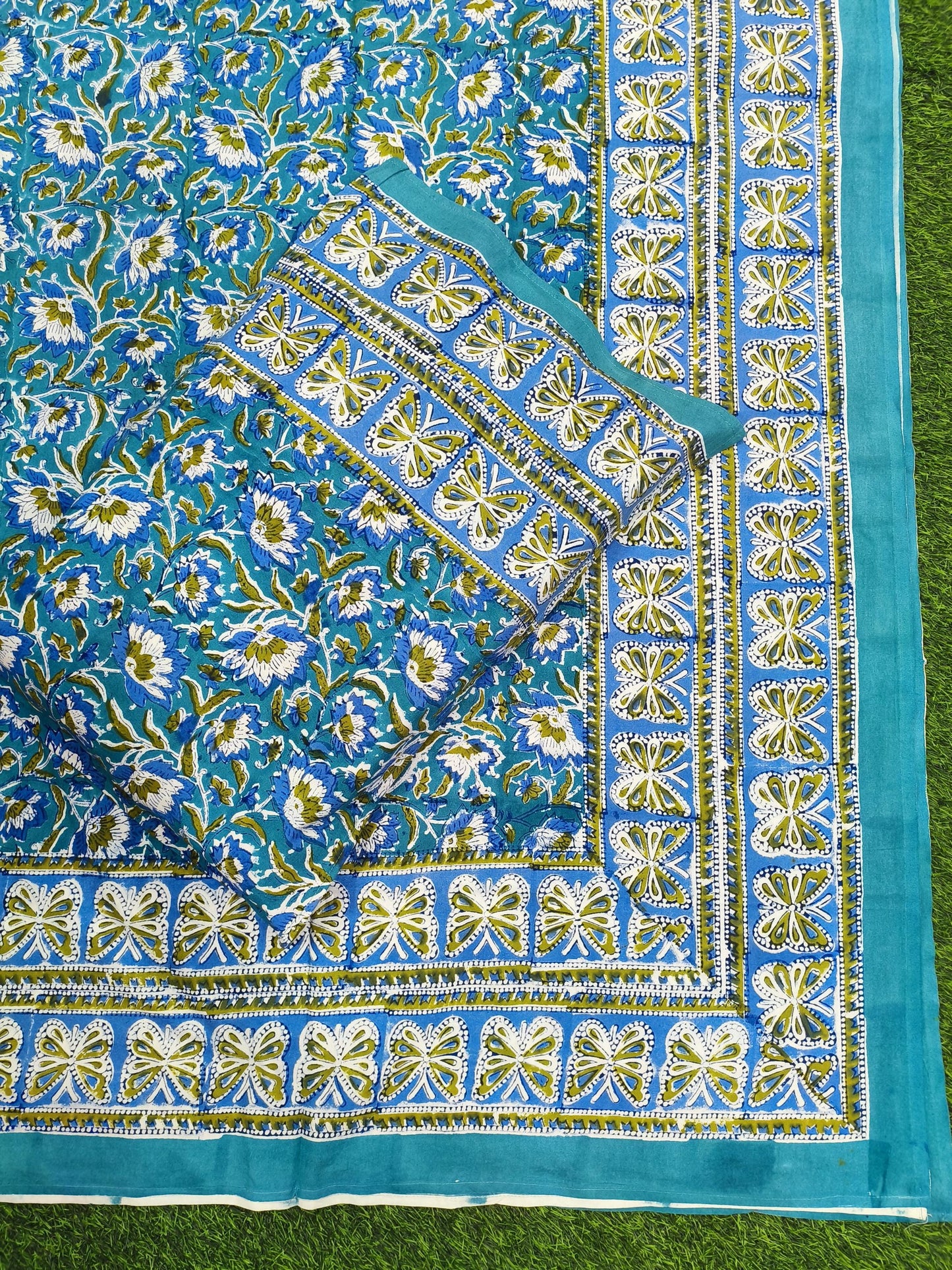 Rajasthani Traditional Pure Hand Block Printed Cotton Double Bedsheet with Zipper Pillow Covers