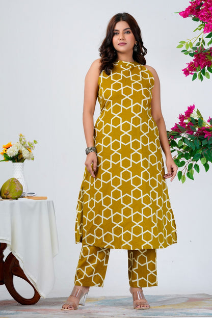 Mustard Yellow Geometric Print Sleeveless Kurta Set for Women