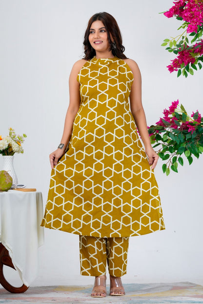 Mustard Yellow Geometric Print Sleeveless Kurta Set for Women