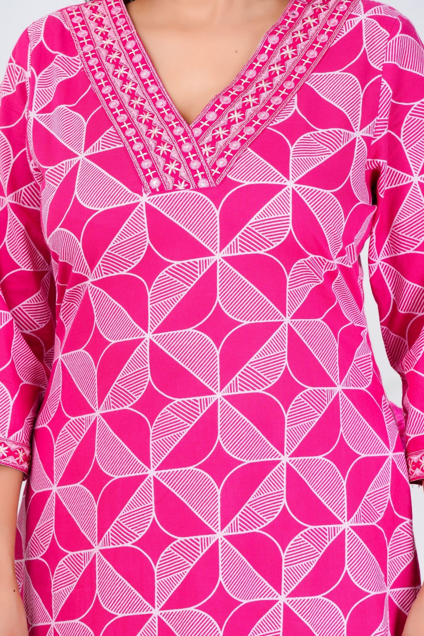 Trendy Pink Geometric Printed Kurta Set with Dupatta