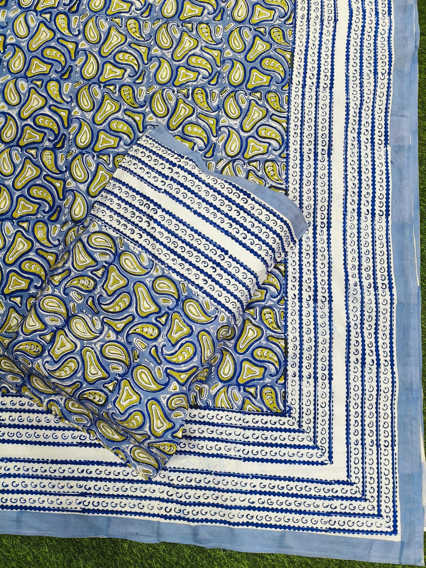 Rajasthani Traditional Pure Hand Block Printed Cotton Double Bedsheet with Zipper Pillow Covers