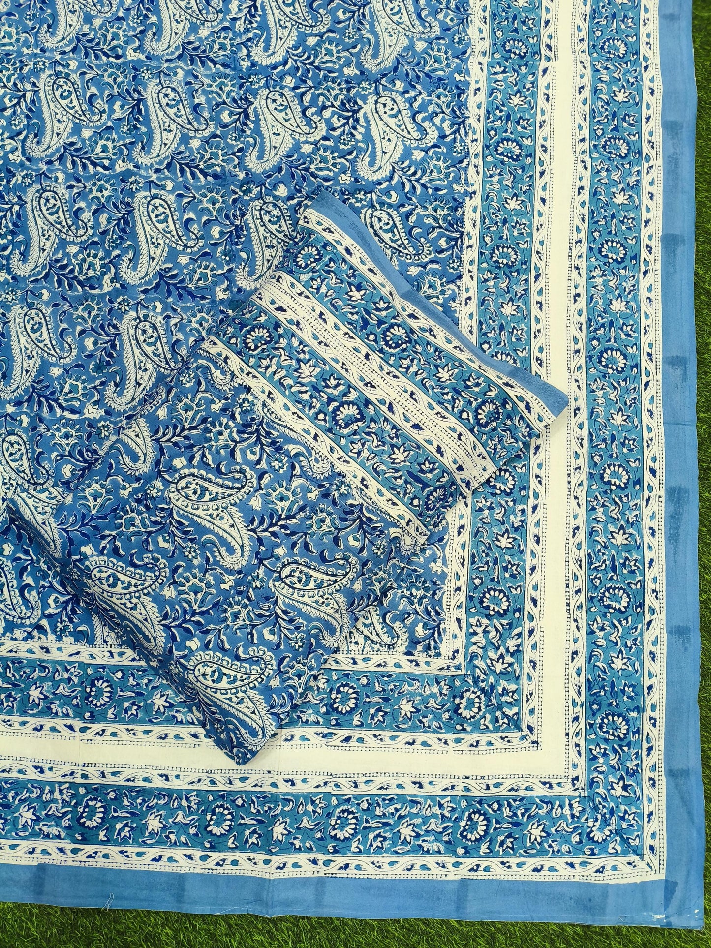 Rajasthani Traditional Pure Hand Block Printed Cotton Double Bedsheet with Zipper Pillow Covers