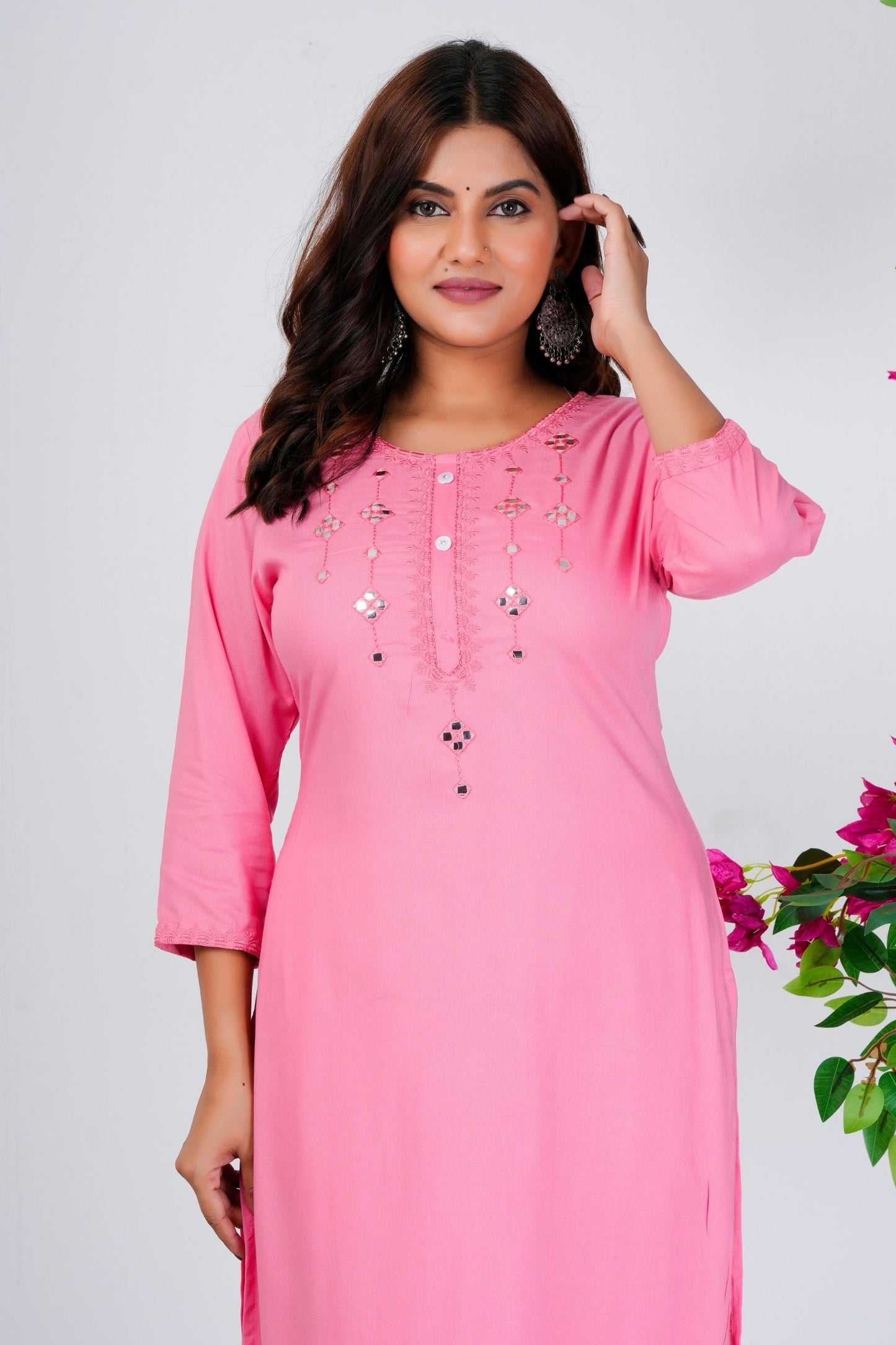 Elegant Baby Pink Solid Kurta Set with Subtle Embellishments