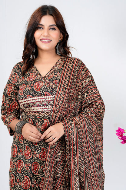 Classic Black & Red Paisley Printed Kurta Set with Dupatta