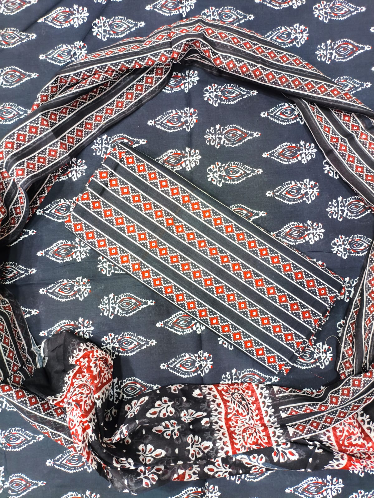 Black Printed Pure Cotton Unstitched Dress Material (SHKS1194)