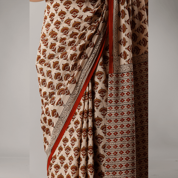 Scallop Motif Printed Bagru Cotton Saree - Frionkandy