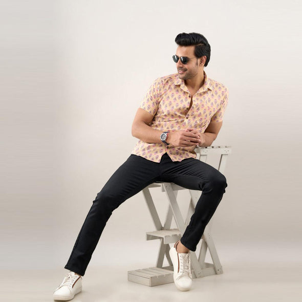 Men Brownish Peach Regular Fit Cotton Floral Casual Shirt