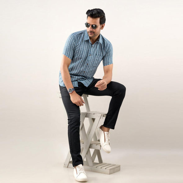 Men Navy Blue Regular Fit Cotton Striped Casual Shirt