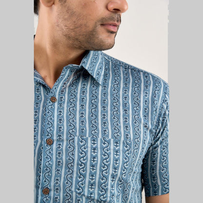 Men Navy Blue Regular Fit Cotton Striped Casual Shirt - Frionkandy