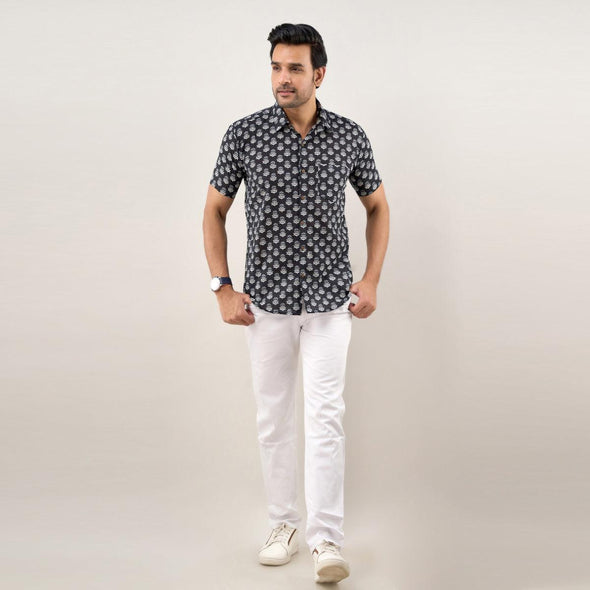 Men Black Regular Fit Cotton Floral Casual Shirt