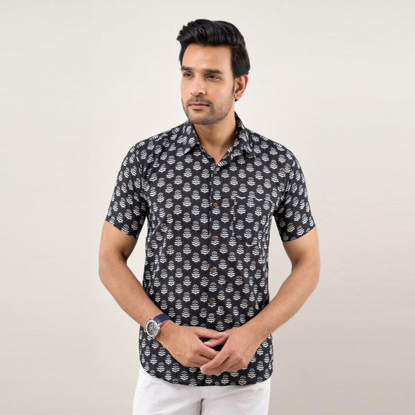 Men Black Regular Fit Cotton Floral Casual Shirt