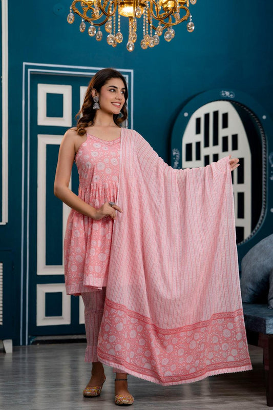 Women Pink Floral Printed Kurta with Trousers & Dupatta - Frionkandy