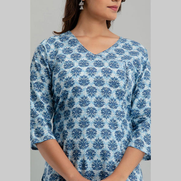 Women Light Blue Floral Print Straight Kurta (SHKUP1221) - Frionkandy