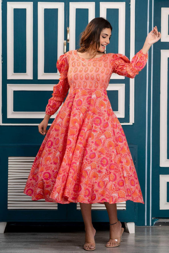 Peach Floral Print Maxi Dress with Sweetheart Neck