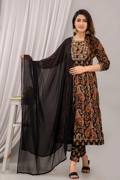 Women Black Floral Embroidered Anarkali Kurta with Trousers & Dupatta