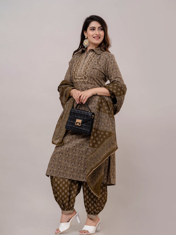 Women Pullman Green Sequinned Yoke Design Kurta with Pyjamas & Dupatta